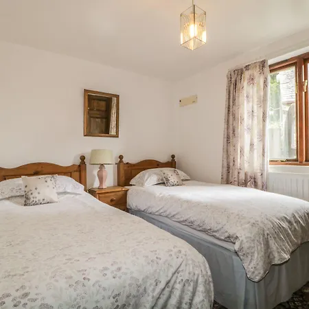 Pond End Casa de Férias *