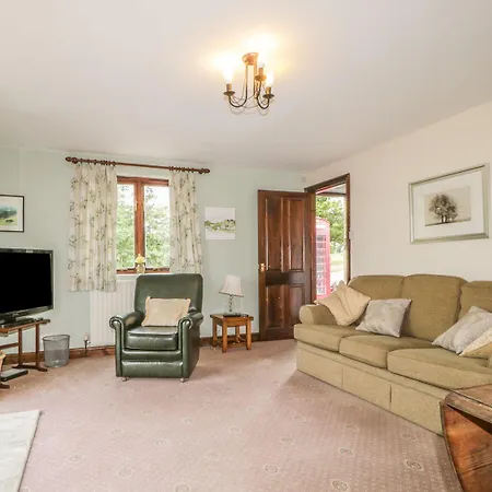 Pond End 度假居 Morland